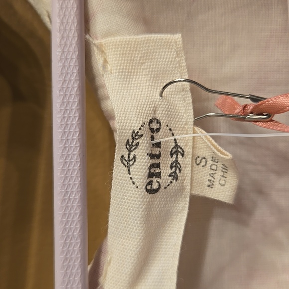 Entro Ivy Floral Top- Magenta Size Small - Picture 5 of 8